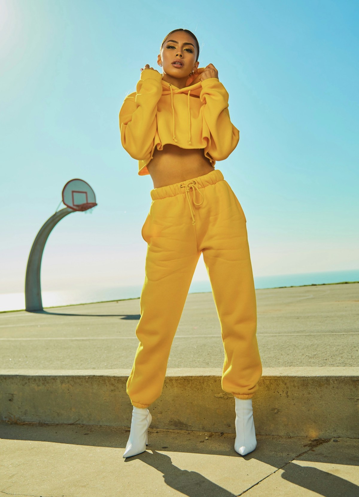 Temporary fashion reference: model in a coordinated fashion outfit